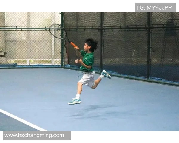 西安网球队的灵活性揭秘与训练技巧分享助力网球梦想